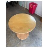 Glass Top Wooden Table (24'Dia.x 24H)