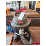 Shop-vac with Attatchments