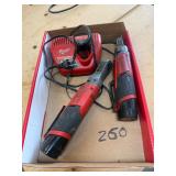 Milwaukie 1/4' & 3/8' Ratchets & Charger