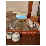 Mikasa G9059 Fine China & Glassware Lot