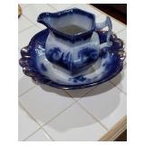 Flow Blue Pitcher Set