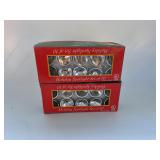 Holiday Spotlight Lot