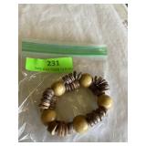 Wood stretch bracelet vintage