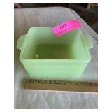 Jadiete uranium glass refrigerator dish