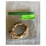 Vintage wood stretch bracelet
