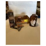 Date night box  razor, shoe shine, aftershave,