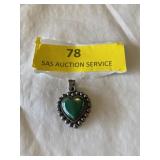 Silver and Malachite pendant 9.66g