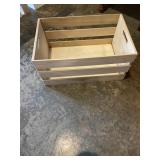 White wood crate 10 x 21 x 13 1/2