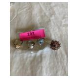 ladies costume rings