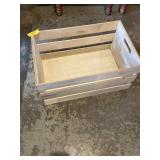 White wood crate 10 x 21 x 13 1/2