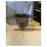 World War II US canteen cup dated 1944