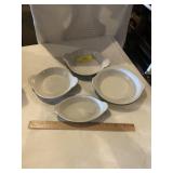 Collection of vintage Hall baking dishes