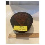 Antique metal can Red Top axle grease
