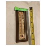 Vintage sunbeam plastic thermometer