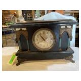 Mid-century General Electric mantle clock in a