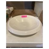Vintage wash bowl ?? 12 inches round