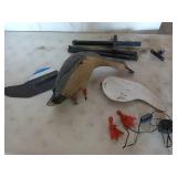 Electronic duck decoy with spinning metal wings,