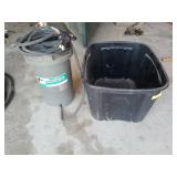 Sears utility sandblaster bucket with hose,