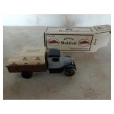 Ertl 1/34th scale gargoyle Mobiloil diecast metal