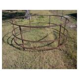 Short hay ring