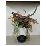 Floral arrangement centerpiece with metal base,