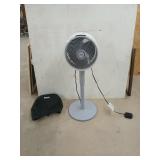 12-in Shark flex breeze oscillating fan on 36