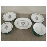 25 pieces of Corelle Callaway holiday plates /