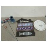 Assorted decor, mostly lake themed