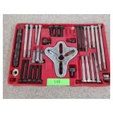 Bolt type puller set, missing a few pieces