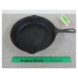 Wagner Ware #8c cast iron skillet