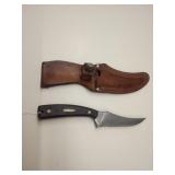 Old timer USA number 152 with leather sheath