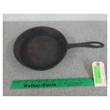 Porin Valu #3 cast iron skillet