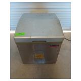 Professional series Collezioni ice maker, untested