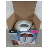 Sylvania 1L Cool touch deep fryer in box, works