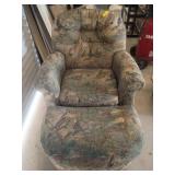 Beautiful duck chair with matching ottoman