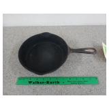 Wagner Ware #1055 cast iron skillet