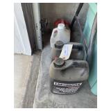 Gas jug gas jug, washer fluid, antifreeze