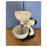 Sunbeam Mixmaster bowl and juicer works