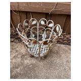 metal plant holder 11 in by 11 in round