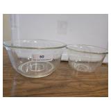 GE glass mixing bowls 8.5' & 7.5'