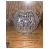 Beautiful Lead Crystal Bowl  7' x 7'