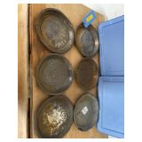 6 Antique pie plates 9 in