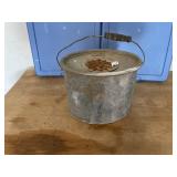 oval Metal minnow bucket