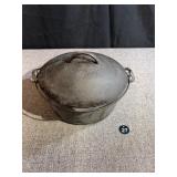 Wagner Cast Iron Round Roaster w Lid