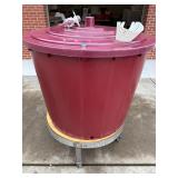 500 Liter Fermentation Tanks w Custom Base