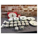 Nikko Happy Holidays Christmas China Service for12