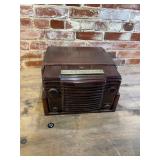 Westinghouse Model H122 Radio Phonograph