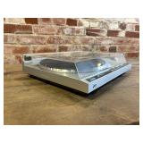 JVC LF130 Turntable