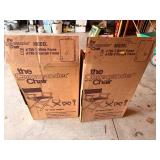 The Commander chair 780-1, Pair