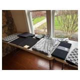 Black & White Kitchen Linens, Rugs & Towels
